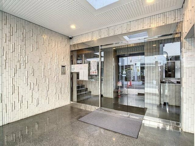 三協グリーンコート落合駅前第一のエントランス