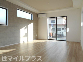 【居間・リビング】 | 須賀川市千日堂新築一戸建て1棟 | ゆったり過ごせるリビングです