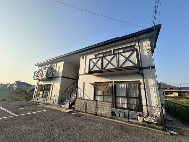 キャピタルハウス B