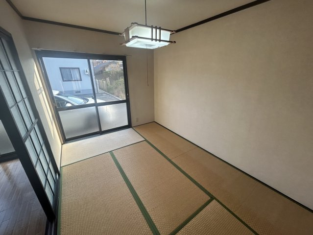 キャピタルハウス Bの和室