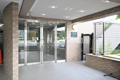 【エントランス】 | ルーブル大森 | 建物の内部です