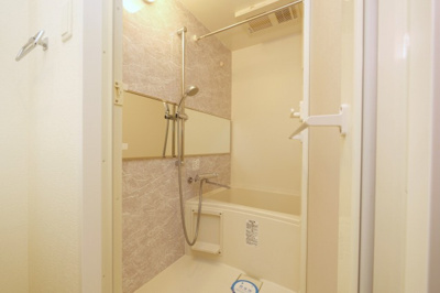 【浴室】 | La Douceur荒本 | ゆったり過ごせるお風呂です