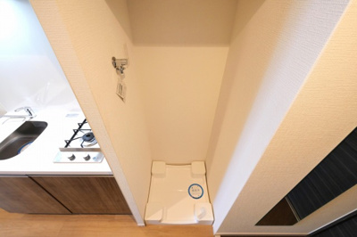 【設備】 | La Douceur荒本 | 洗濯機置き場です