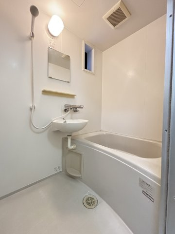 インペリアル　B棟のキッチン|イメージB112号室の写真