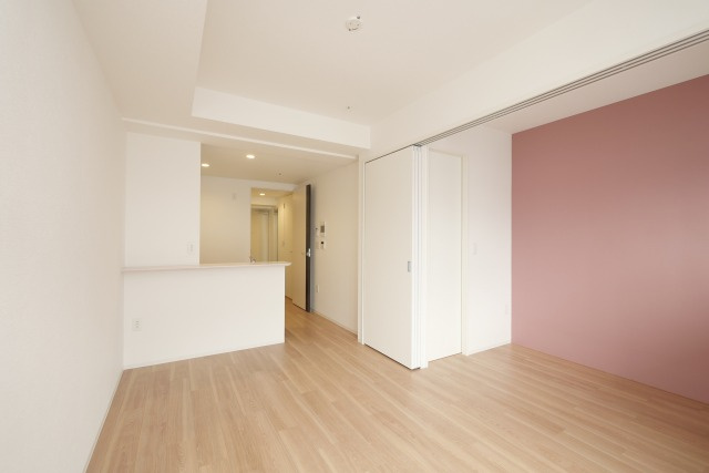 セレニテ新大阪グランデシュッドの居間・リビング