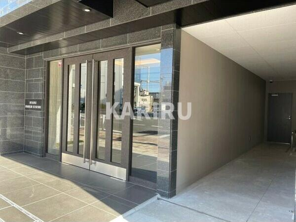 レシオス大阪城北詰のエントランス