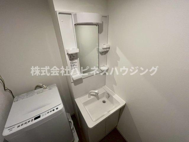 我孫子市柴崎台３丁目のアパートの独立洗面台