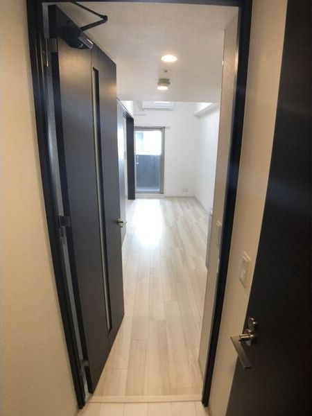 エステムコート名古屋ルノンの玄関