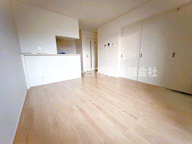 la Pomme の居間・リビング