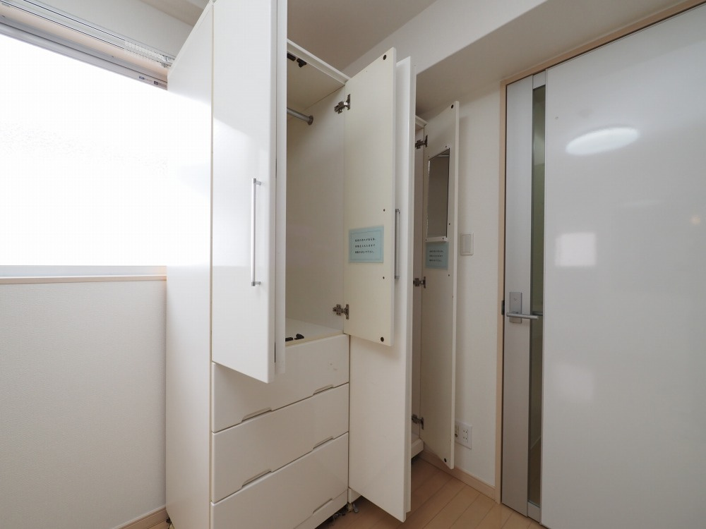 大阪市浪速区幸町３丁目の賃貸マンションの収納