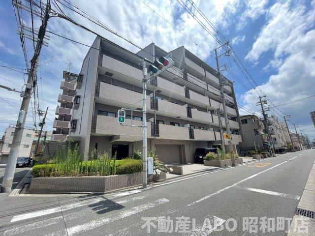 フォレスタ育和の外観