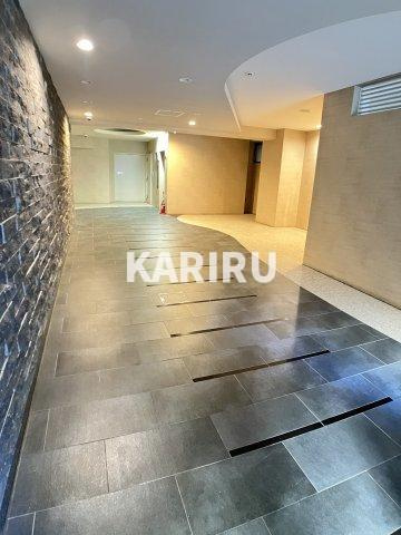 APRILE南森町のロビー