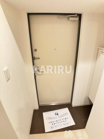 APRILE南森町の玄関