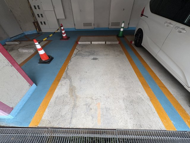 グレイス奥山の駐車場
