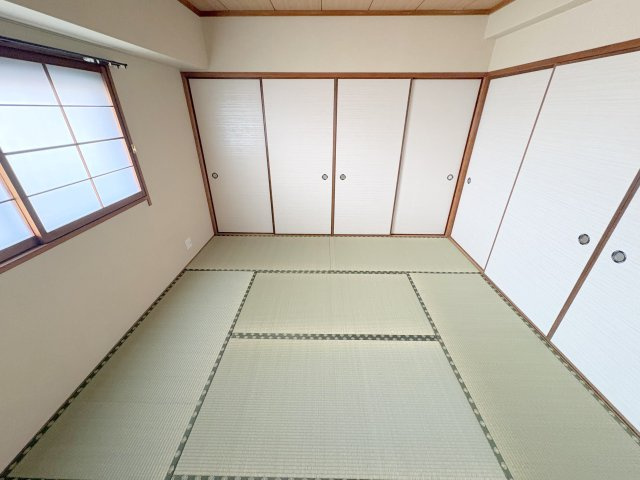 グレイス奥山の和室