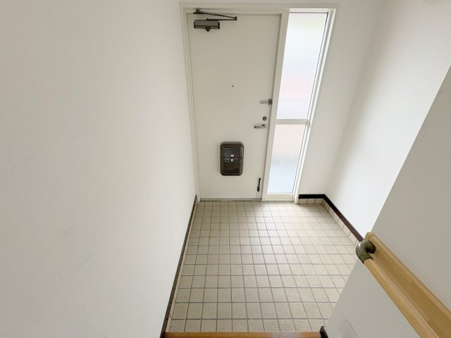 グレイス奥山の玄関