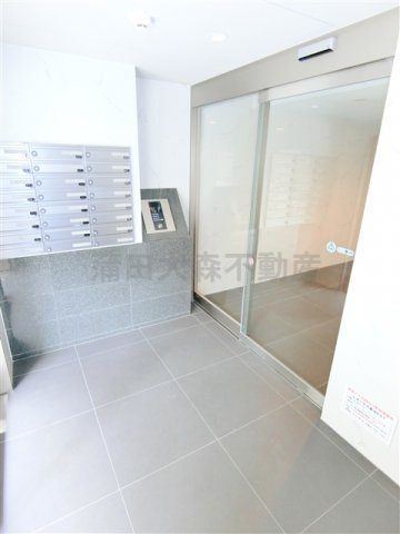 パティーナ大森Duoデュオのエントランス|防犯カメラTVモニター付オートロック宅配BOXメールBOX　エントランス　