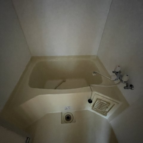 ハイツ弥生の浴室