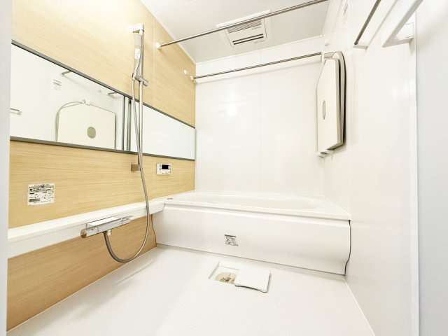 ベレオ リラフォートの駐車場