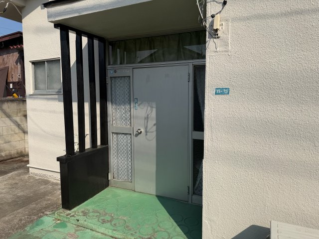 【玄関】