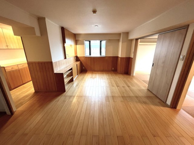 【居間・リビング】 | （商談中）ライオンズマンション高知