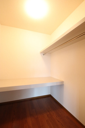 【洋室】 | 洋室/6帖/ウォークインクローゼット