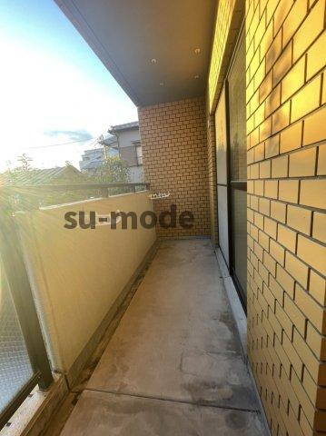 メゾンドール1のバルコニー