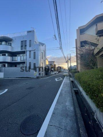 メゾンドール1の周辺