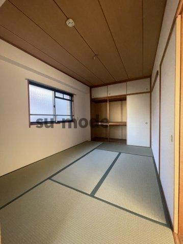 メゾンドール1の寝室