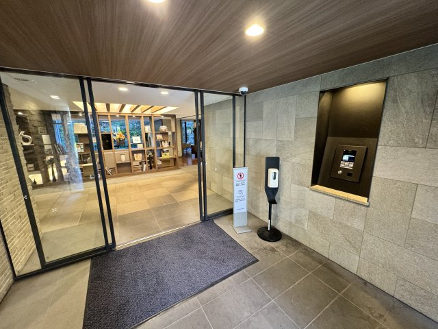 オハナ昭島中神のエントランス