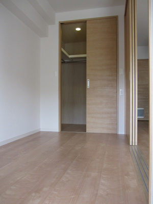 【寝室】 | 仲介手数料半額！HPには初期費用掲載！Brand New Day高宮