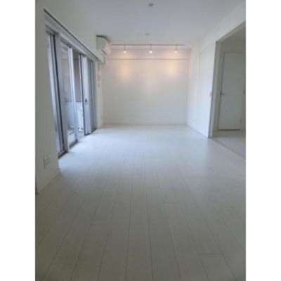 【居間・リビング】 | パークキューブ西ヶ原ステージ | ※写真は同タイプ住戸です。