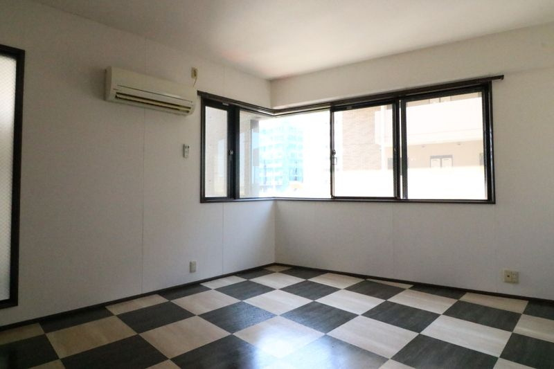 唐人一番館の居間・リビング