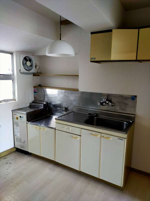 三松ハイムのキッチン