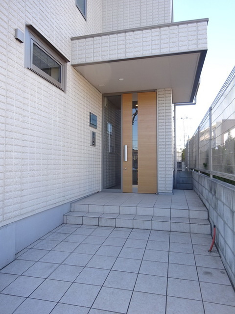 けやきヒルズのエントランス|★オートロック付きのエントランス★