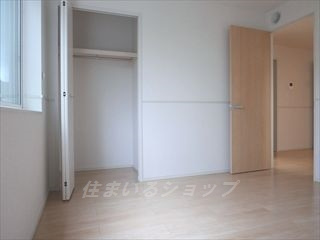 広島市安佐北区亀山２丁目のアパートの寝室|クローゼットあり