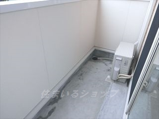 広島市安佐北区亀山２丁目のアパートのバルコニー