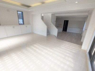 【居間・リビング】 | 江戸川区西小松川町の戸建