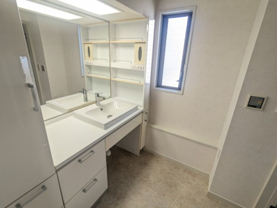 【独立洗面台】 | 江戸川区西小松川町の戸建