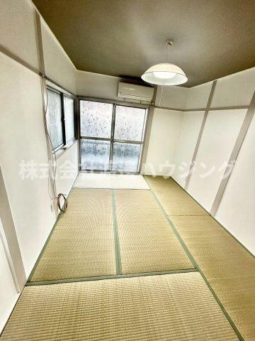 パークサイド東花園の和室
