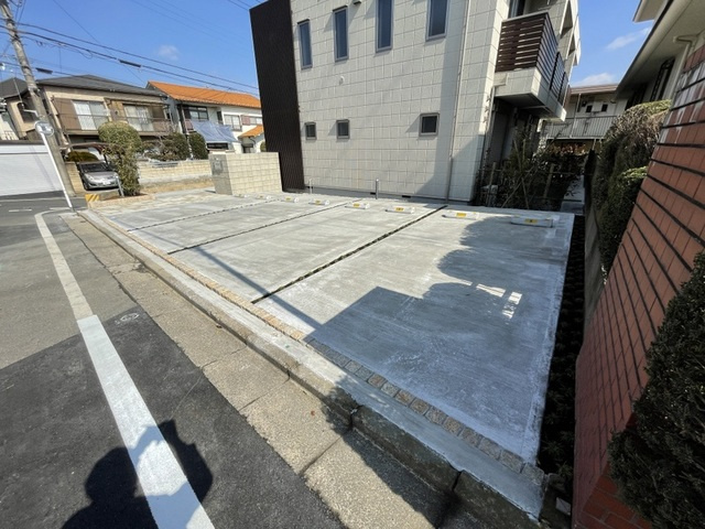 Ｈｉｌｌ　Ｔｏｐ　Ｅａｓｔ　１の駐車場