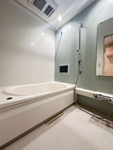 グランテージ高槻の浴室