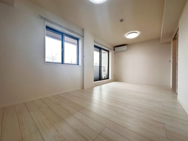 グランテージ高槻の居間・リビング