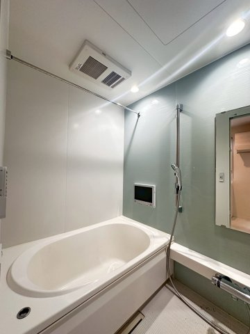 グランテージ高槻の浴室