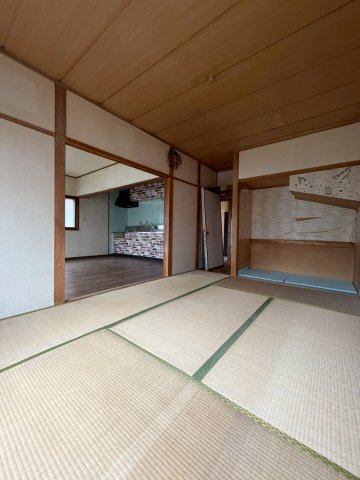 北ノ沢9丁目の和室|畳の香りに癒される6.0帖の和室！