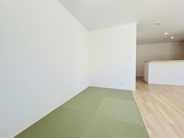 糸満市大度第1-2号棟　＼☆ご成約時キャッシュバック☆／の和室|※サンプル写真となります。