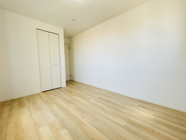 糸満市大度第1-2号棟　＼☆ご成約時キャッシュバック☆／の洋室|※サンプル写真となります。