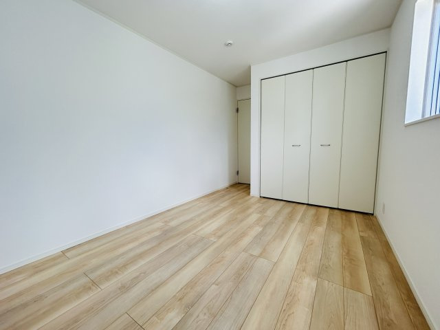 糸満市大度第1-2号棟　＼☆ご成約時キャッシュバック☆／の洋室|※サンプル写真となります。