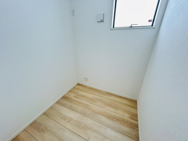 糸満市大度第1-2号棟　＼☆ご成約時キャッシュバック☆／の洋室|※サンプル写真となります。