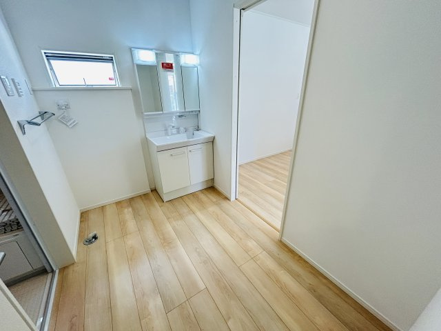 糸満市大度第1-2号棟　＼☆ご成約時キャッシュバック☆／の洋室|※サンプル写真となります。